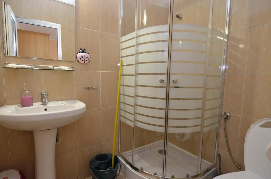 Vila Robert Hotel Schitu Ngoại thất bức ảnh