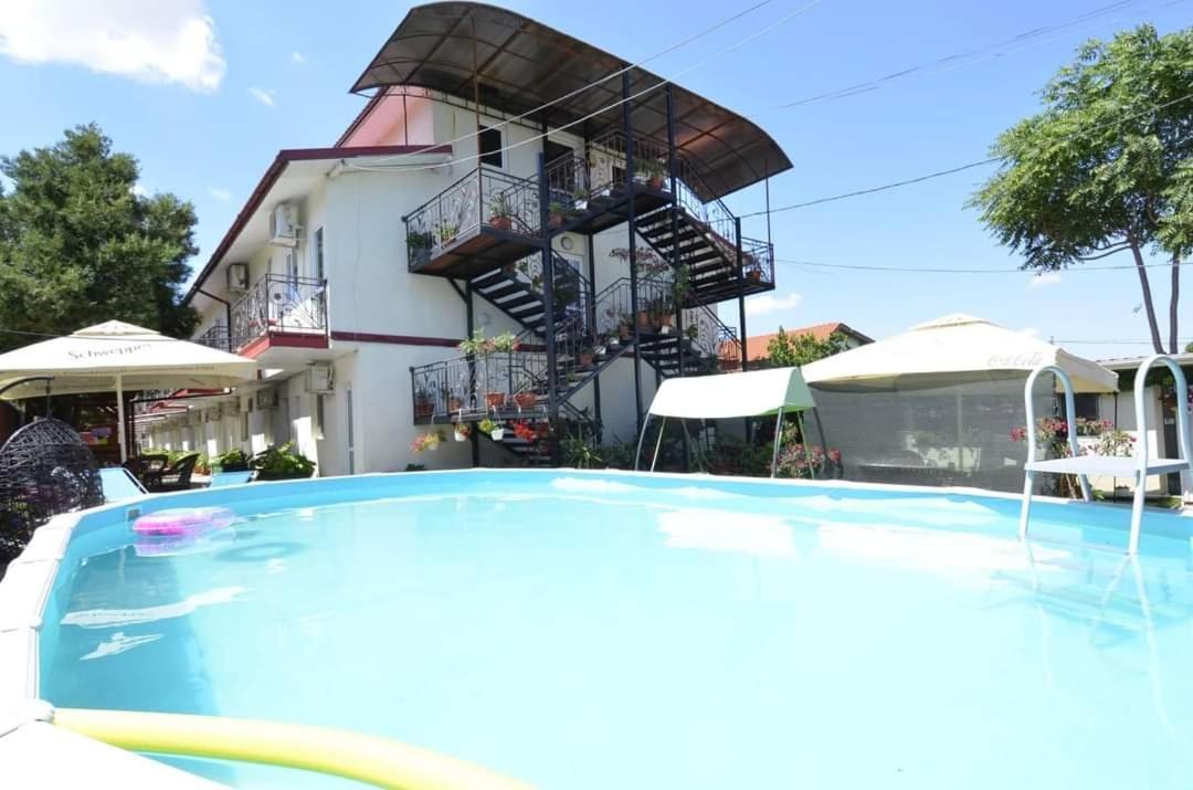 Vila Robert Hotel Schitu Ngoại thất bức ảnh